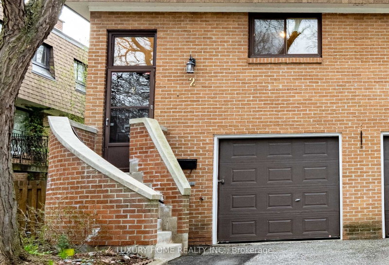 2 - 100 Henderson Avenue