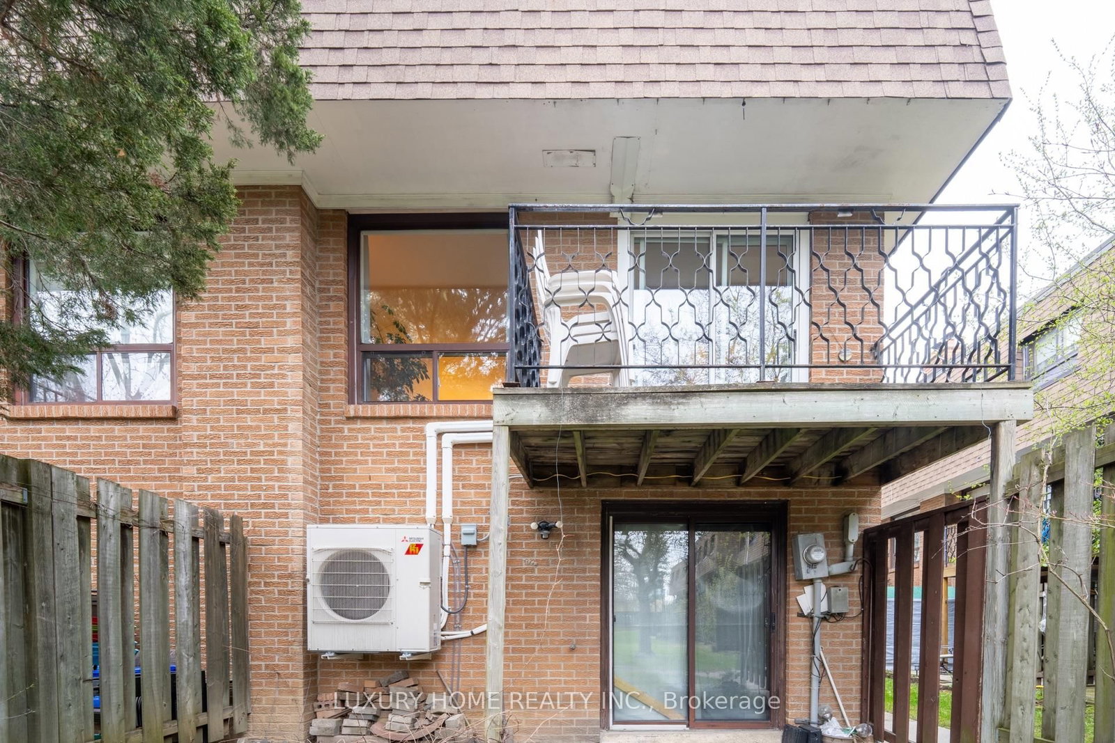 100 Henderson Avenue • #2 • Markham, ON photo 4