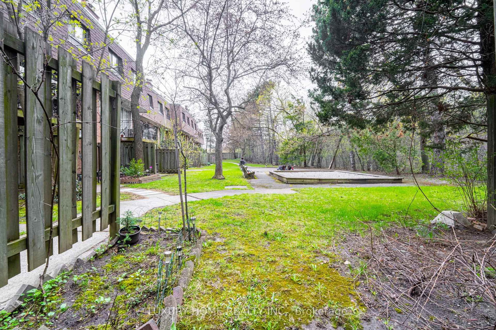 100 Henderson Avenue • #2 • Markham, ON photo 5