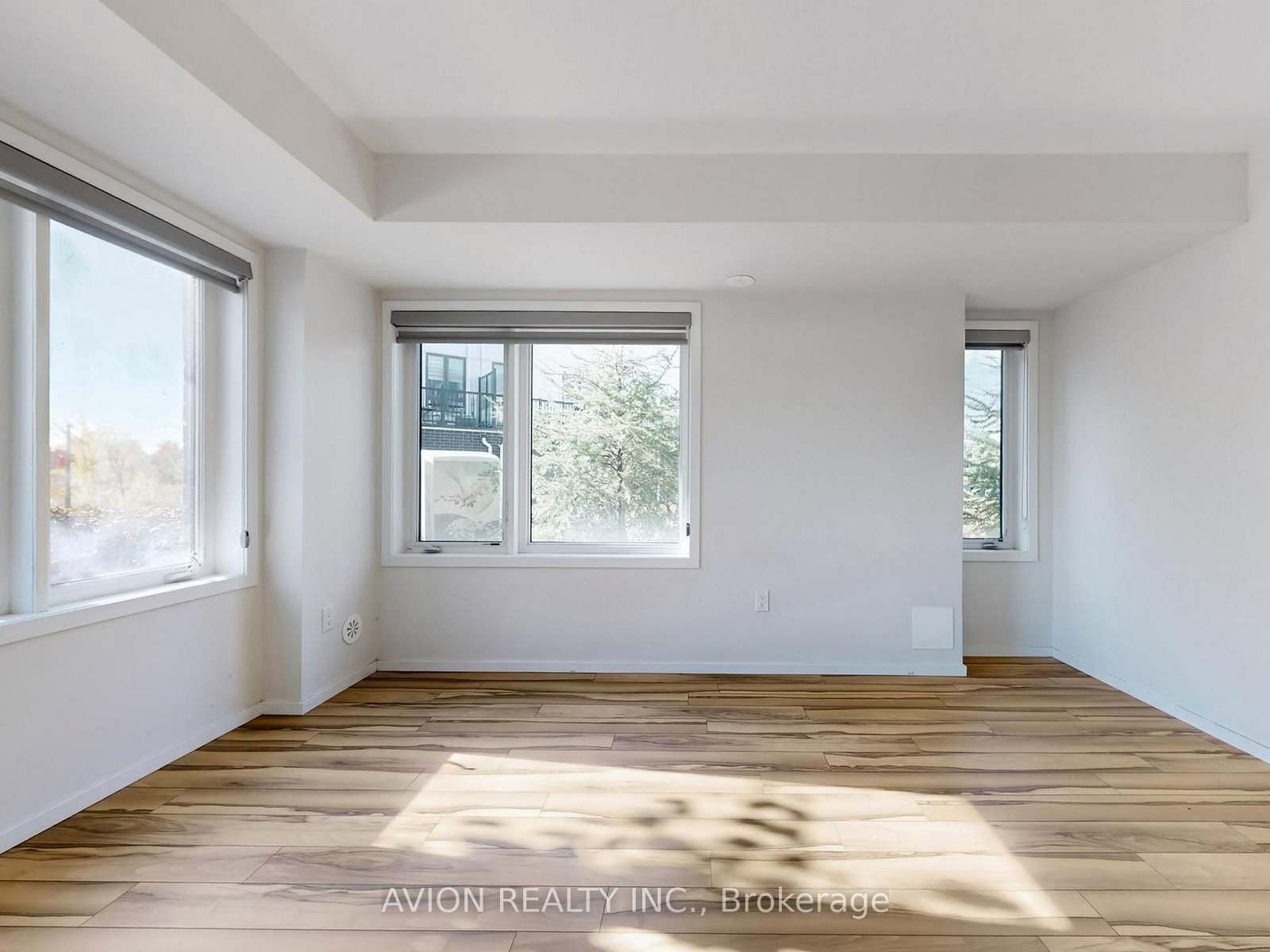 35 Thomas Armstrong Lane • Richmond Hill, ON photo 38