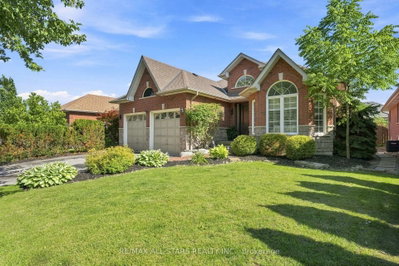 15 Ivygreen Road • Georgina, ON photo 3
