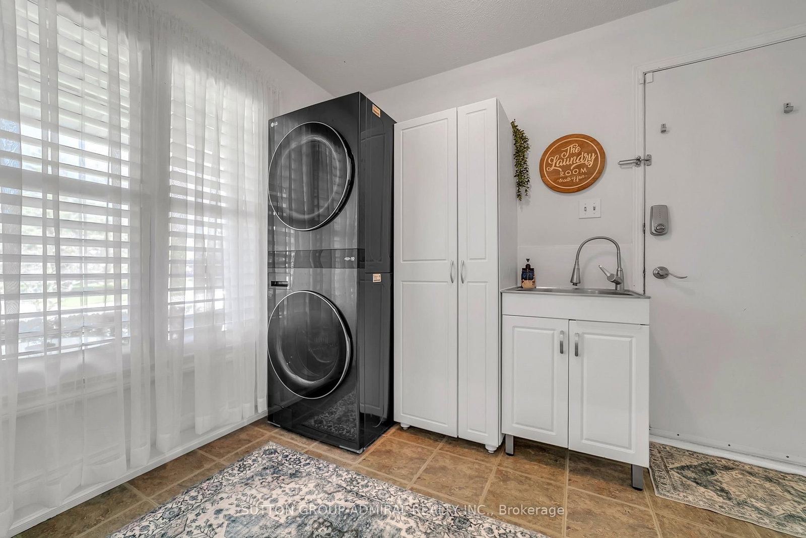 48 Maple Way • East Gwillimbury, ON photo 23