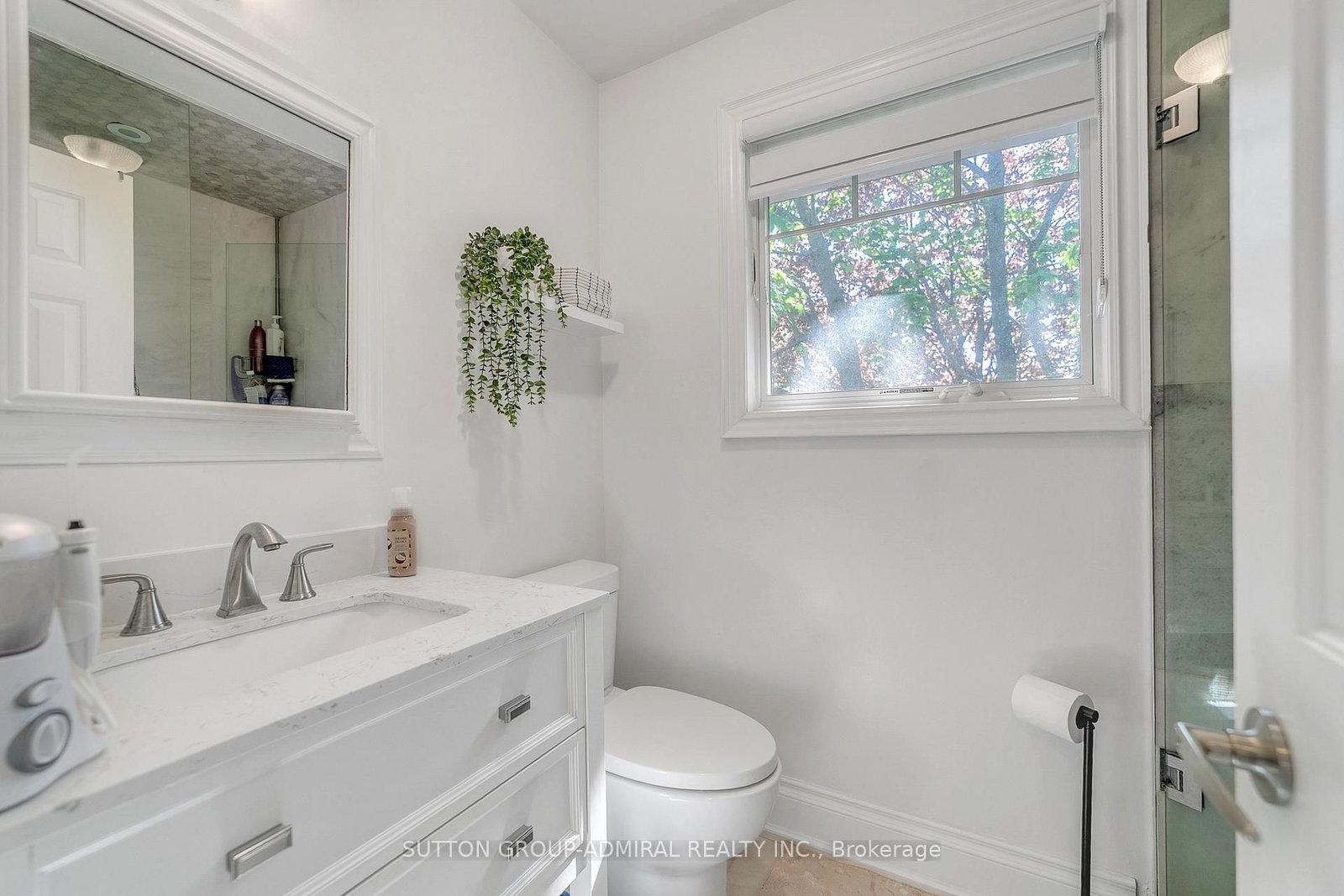 48 Maple Way • East Gwillimbury, ON photo 32