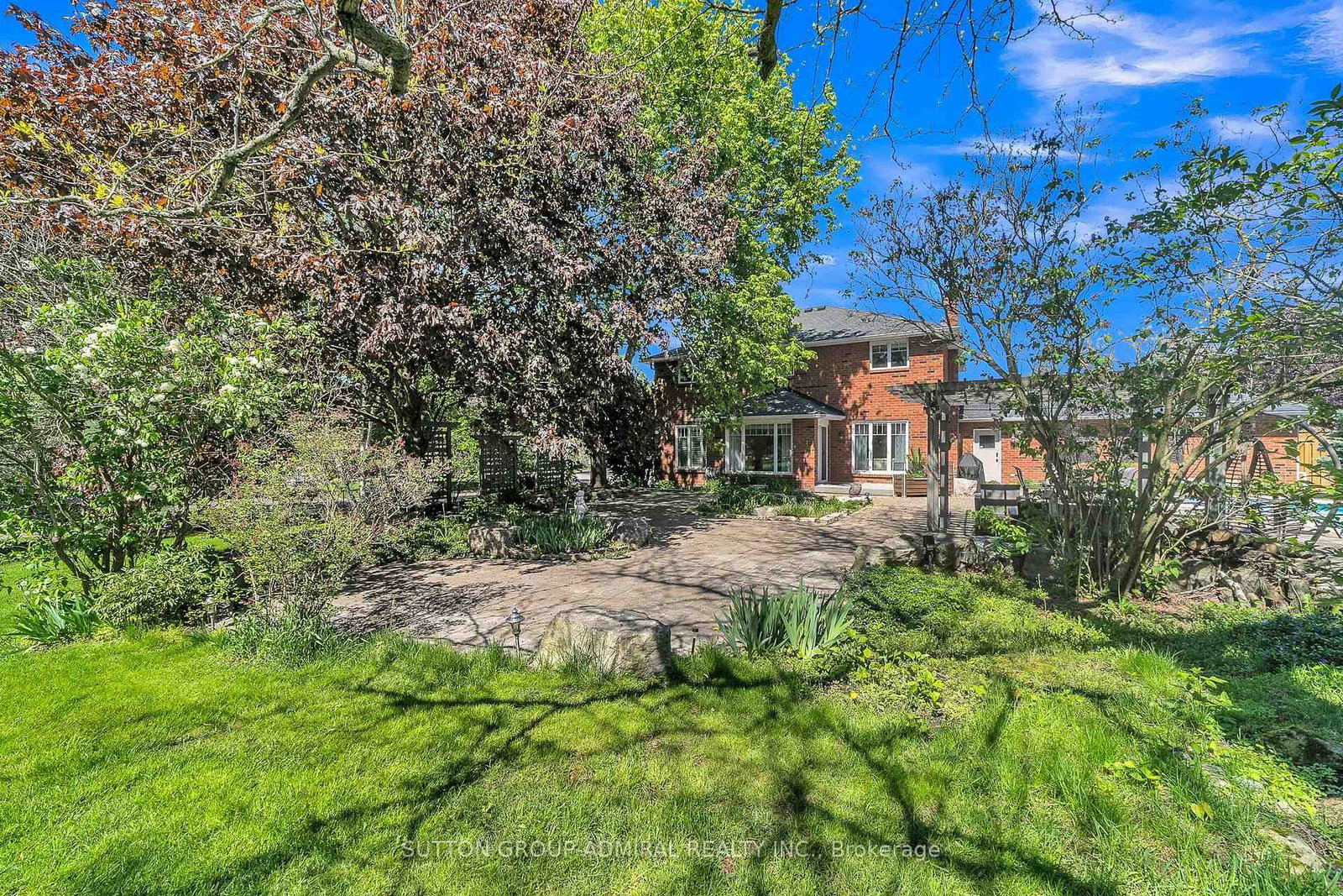 48 Maple Way • East Gwillimbury, ON photo 39