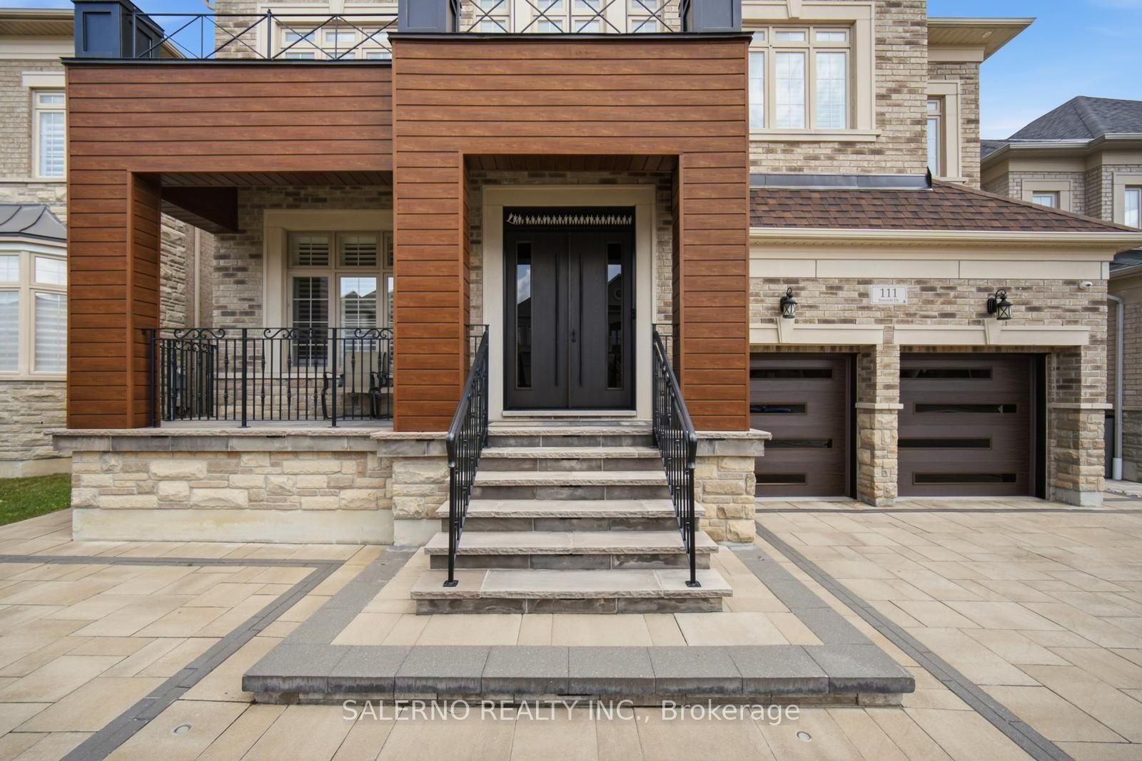 111 Ironside Drive • Vaughan, ON photo 4