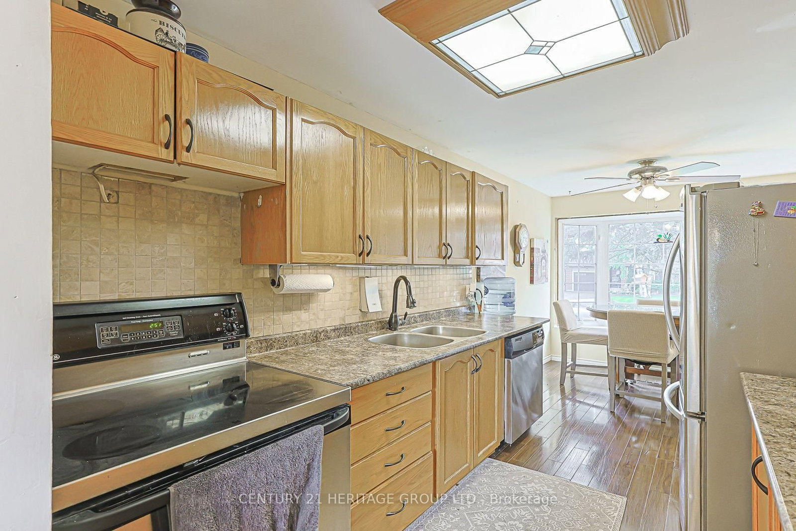 143 Thoms Crescent • Newmarket, ON photo 18