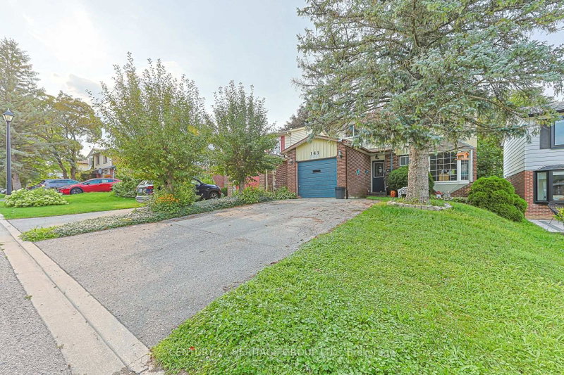 143 Thoms Crescent