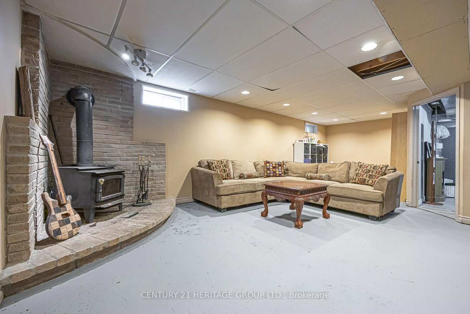 143 Thoms Crescent • Newmarket, ON photo 35