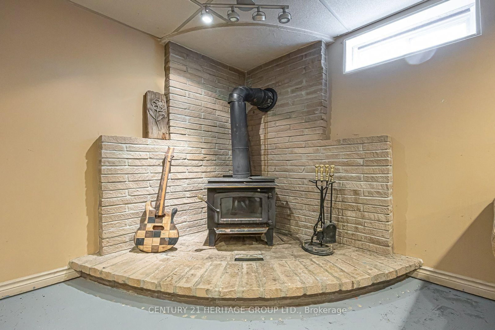 143 Thoms Crescent • Newmarket, ON photo 36