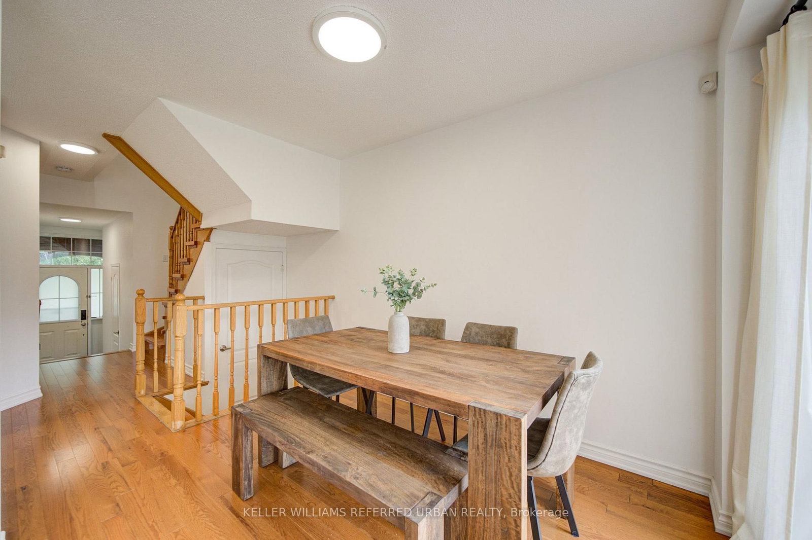 19 Evelyn Buck Lane • Aurora, ON photo 20