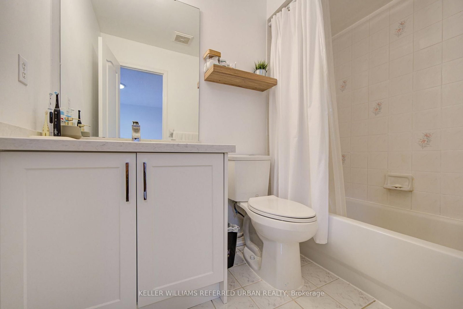 19 Evelyn Buck Lane • Aurora, ON photo 26