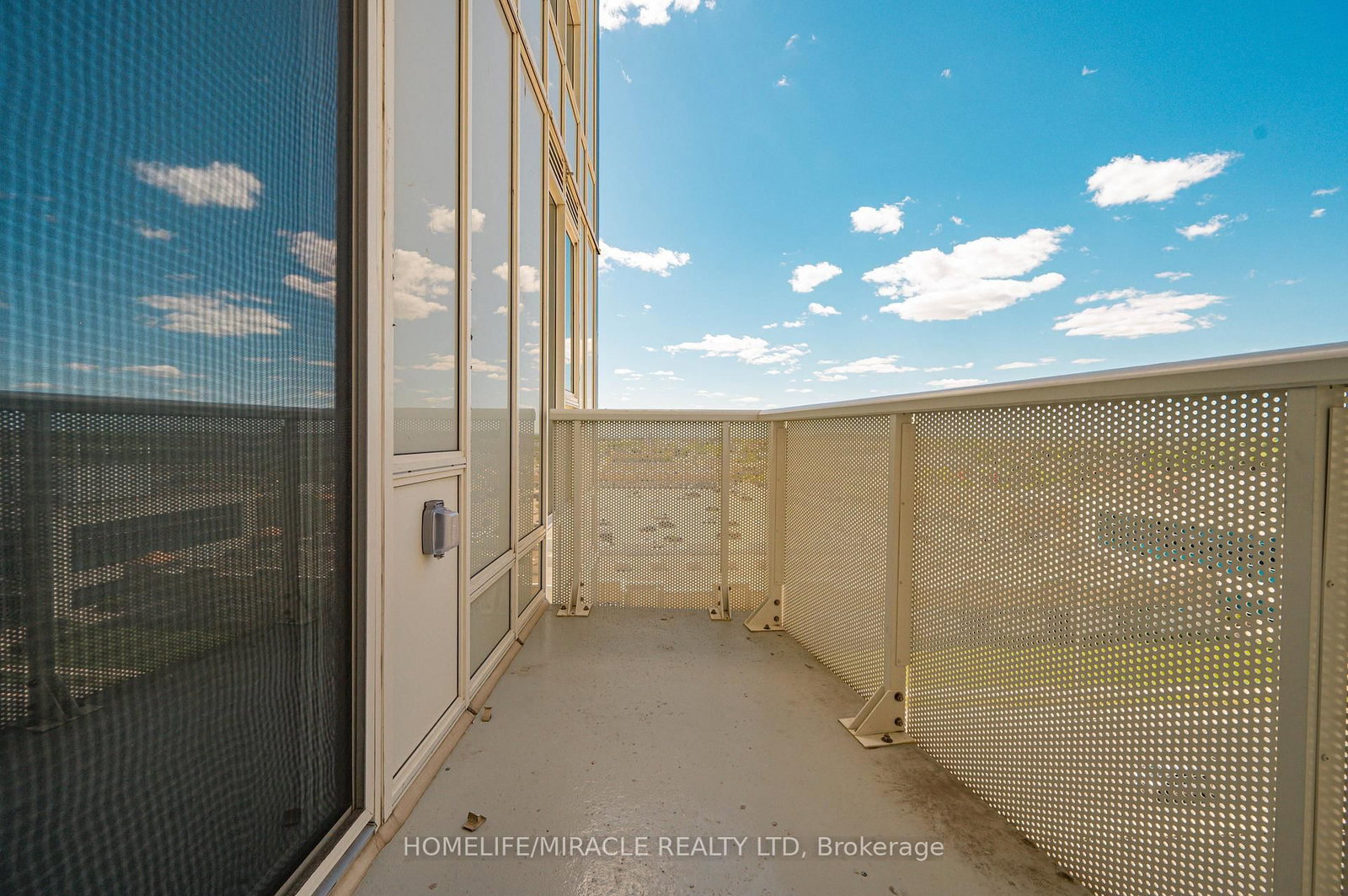 10 Abeja Street • #813 • Vaughan, ON photo 17
