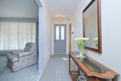 89 William Street • New Tecumseth, ON photo 3