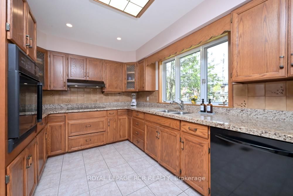 89 William Street • New Tecumseth, ON photo 8