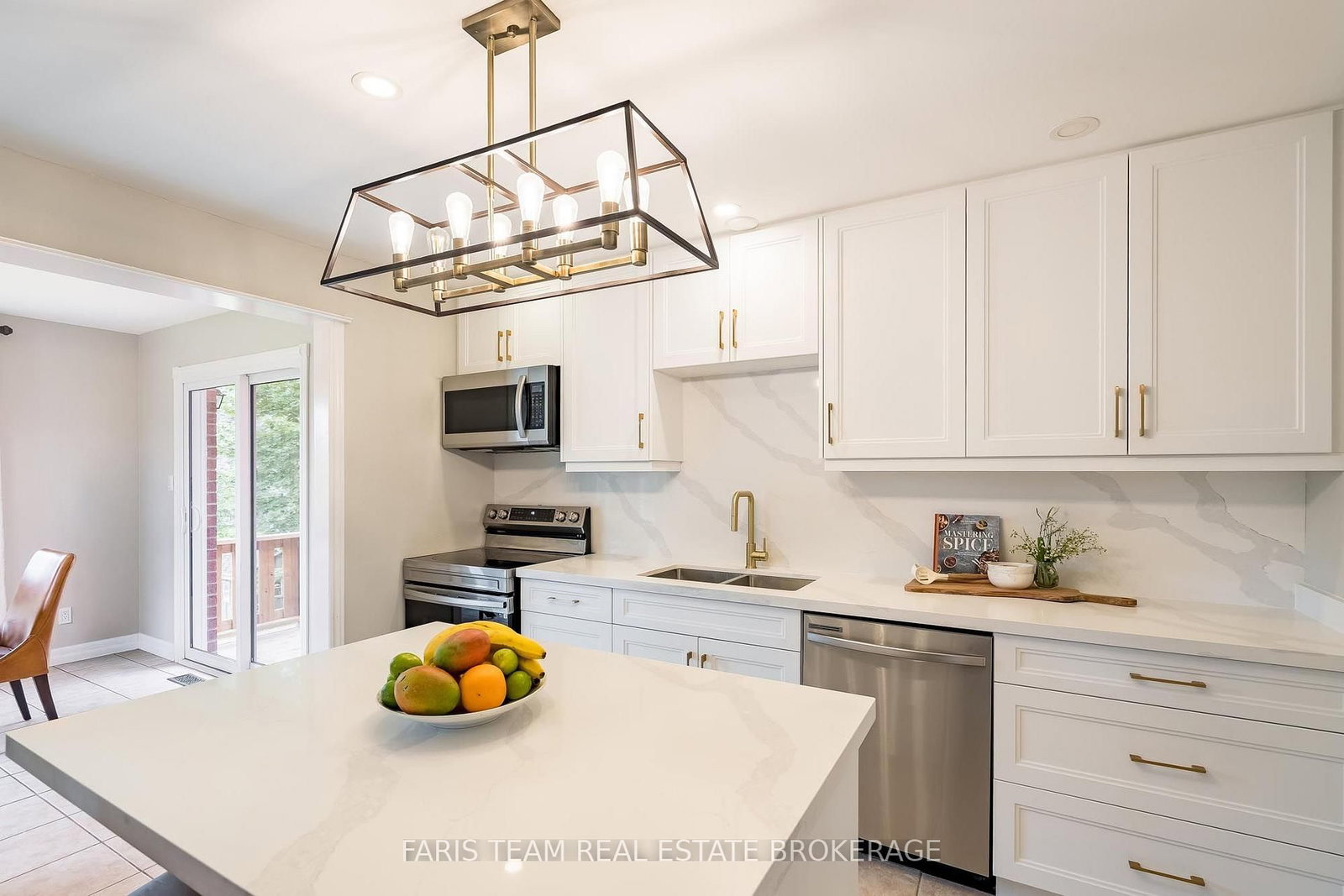 10 Catherine Street • Adjala-Tosorontio, ON photo 9
