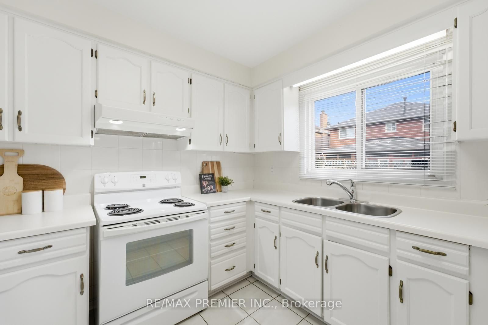 122 Spring Town Road • Vaughan, ON photo 21