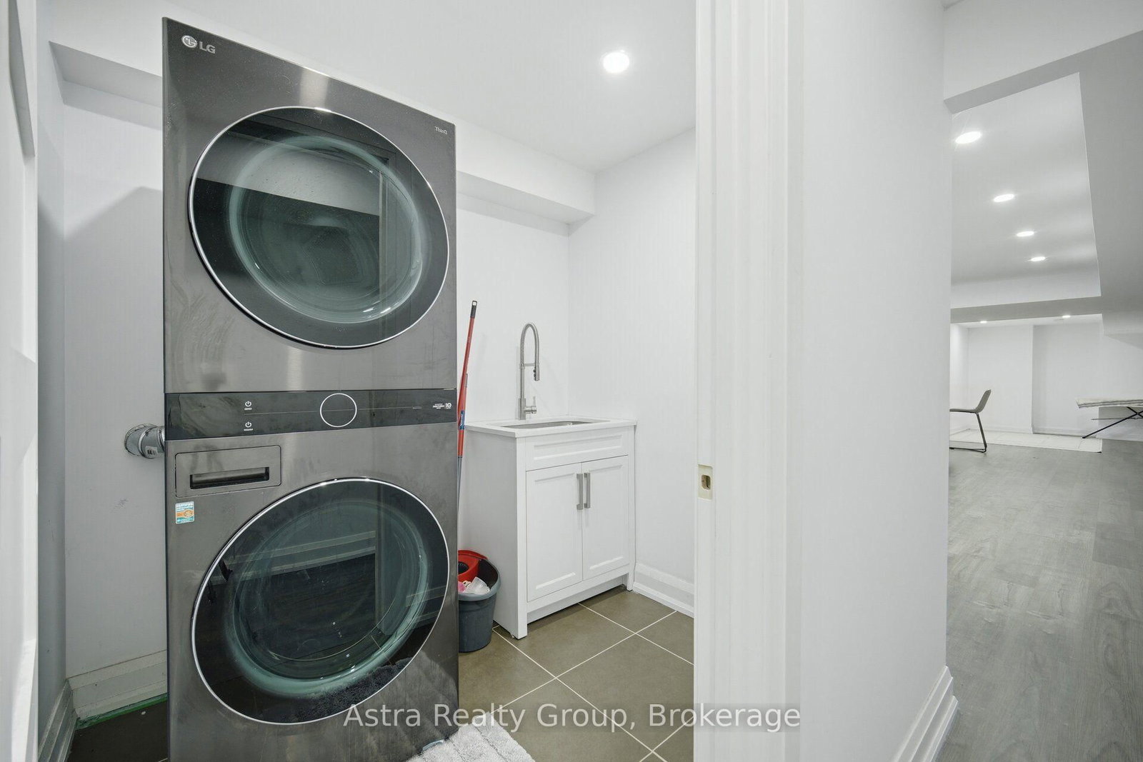 162 Corner Brook Crescent • Vaughan, ON photo 40