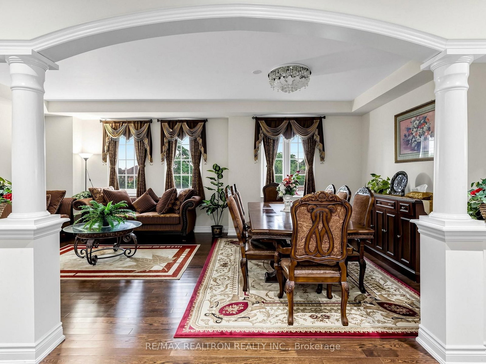 15 Motley Court • Richmond Hill, ON photo 10