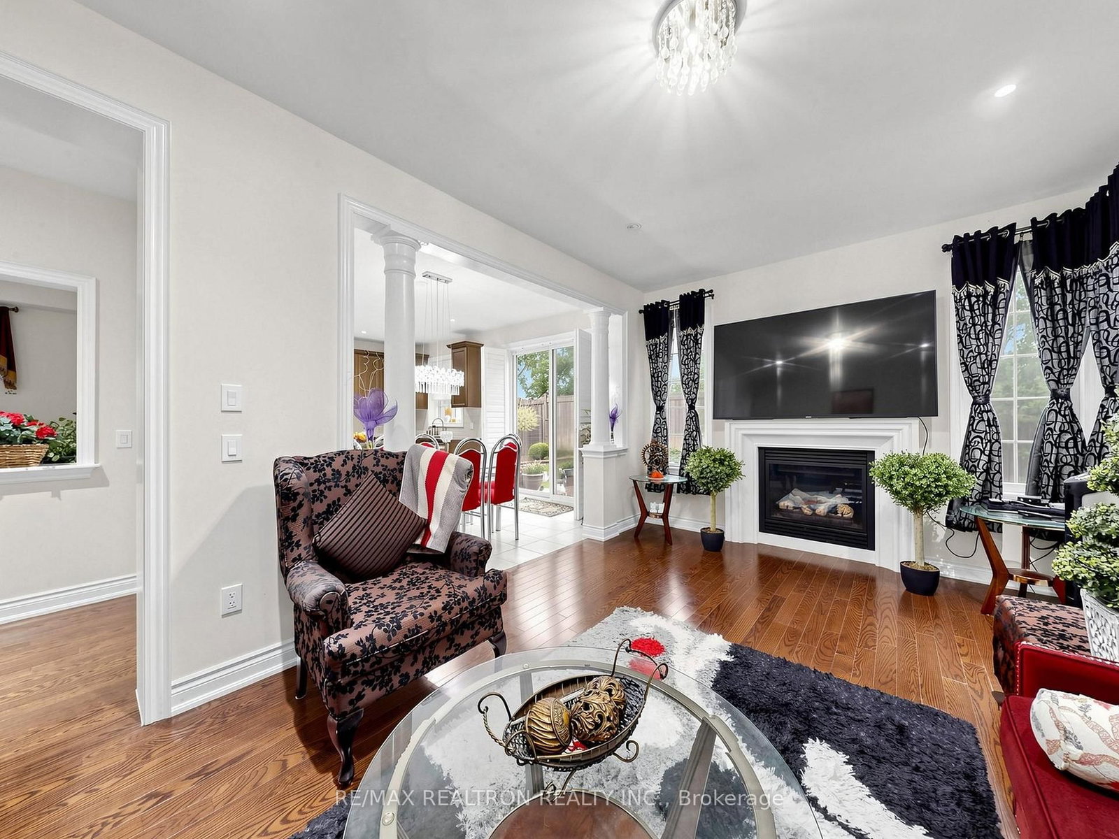 15 Motley Court • Richmond Hill, ON photo 16