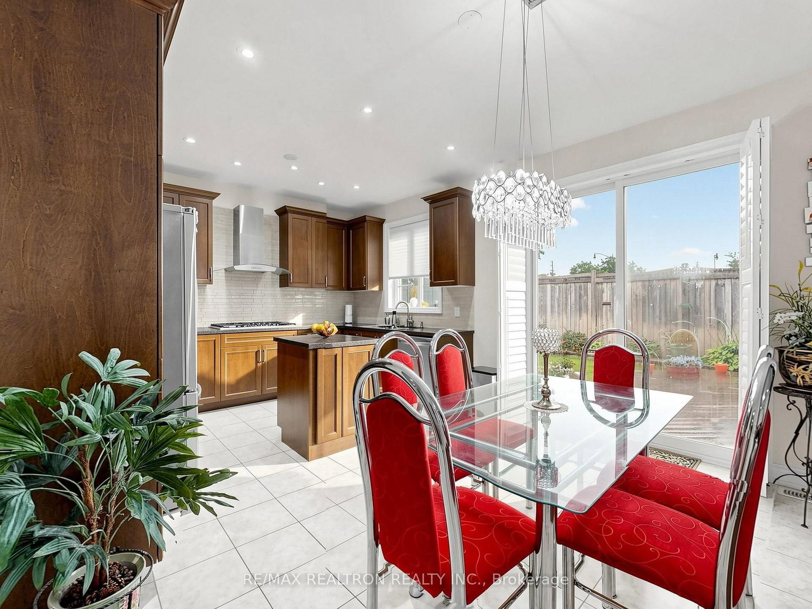 15 Motley Court • Richmond Hill, ON photo 21