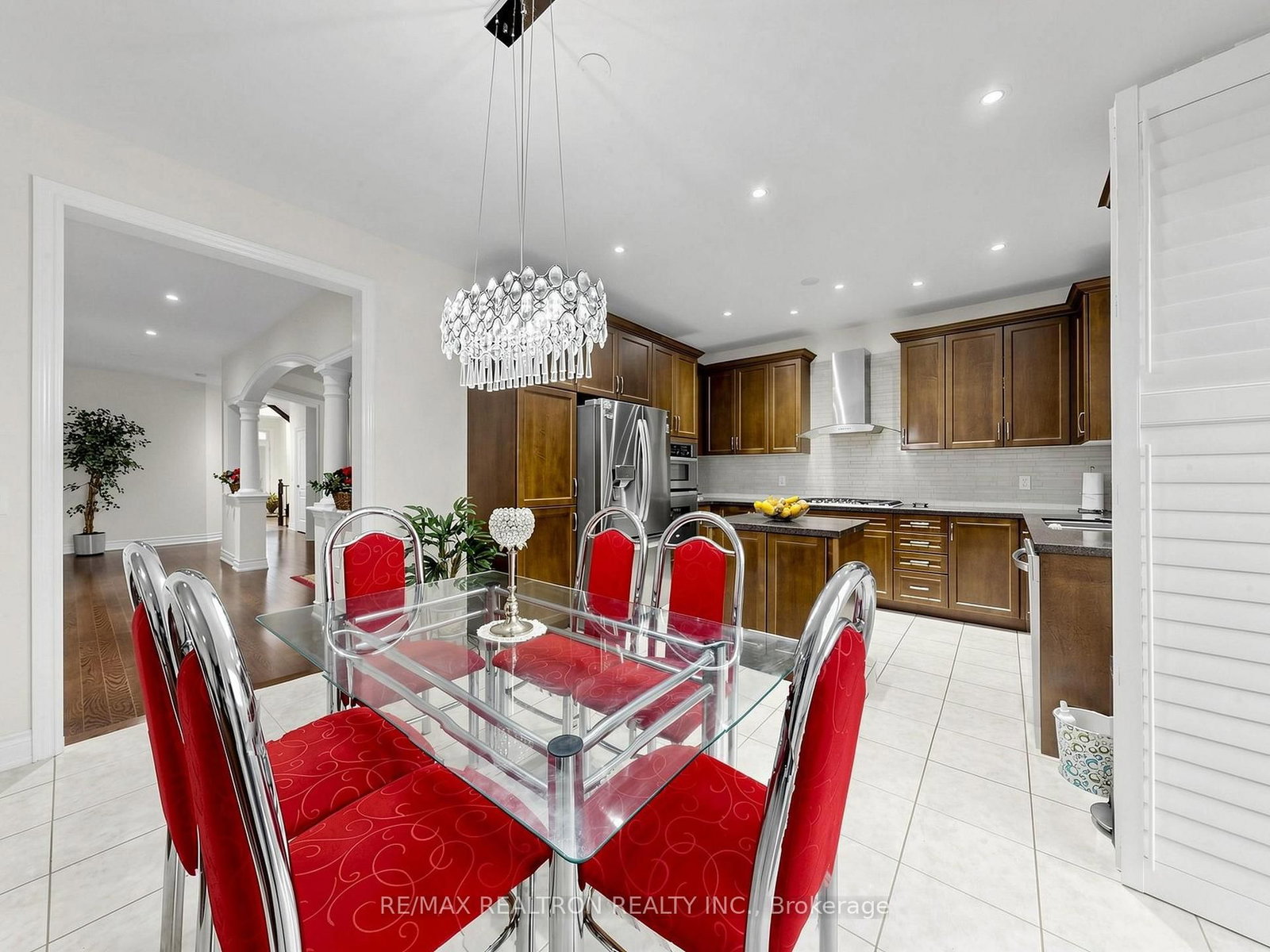 15 Motley Court • Richmond Hill, ON photo 23