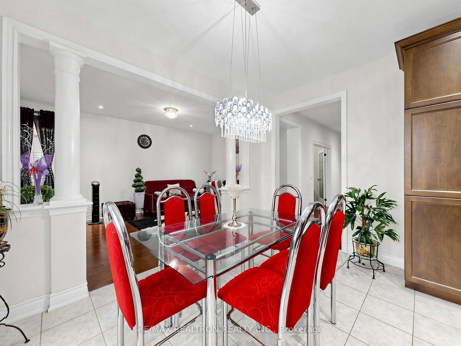 15 Motley Court • Richmond Hill, ON photo 24