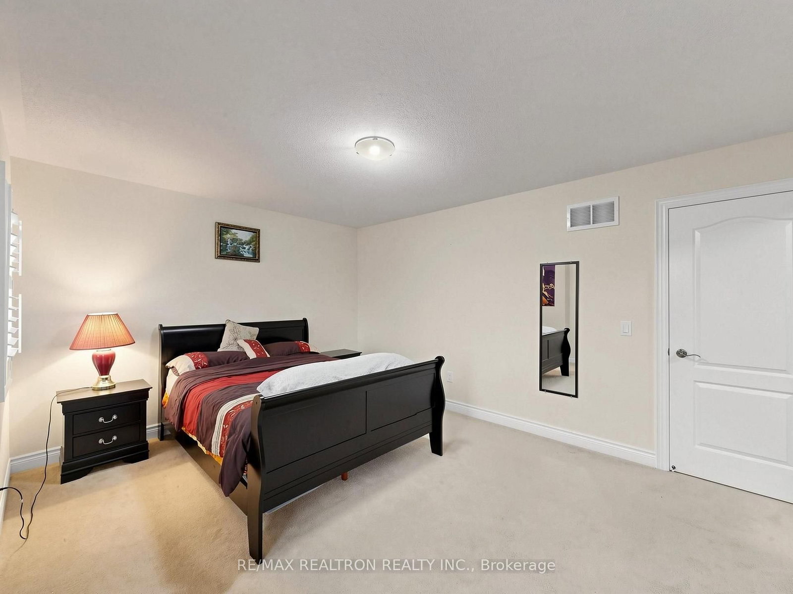 15 Motley Court • Richmond Hill, ON photo 40
