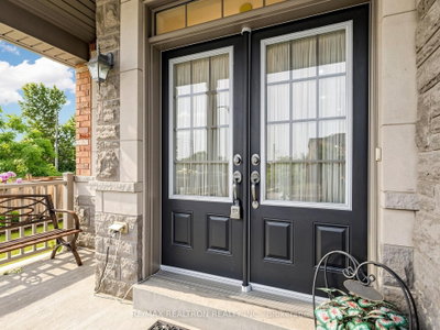 15 Motley Court • Richmond Hill, ON photo 6