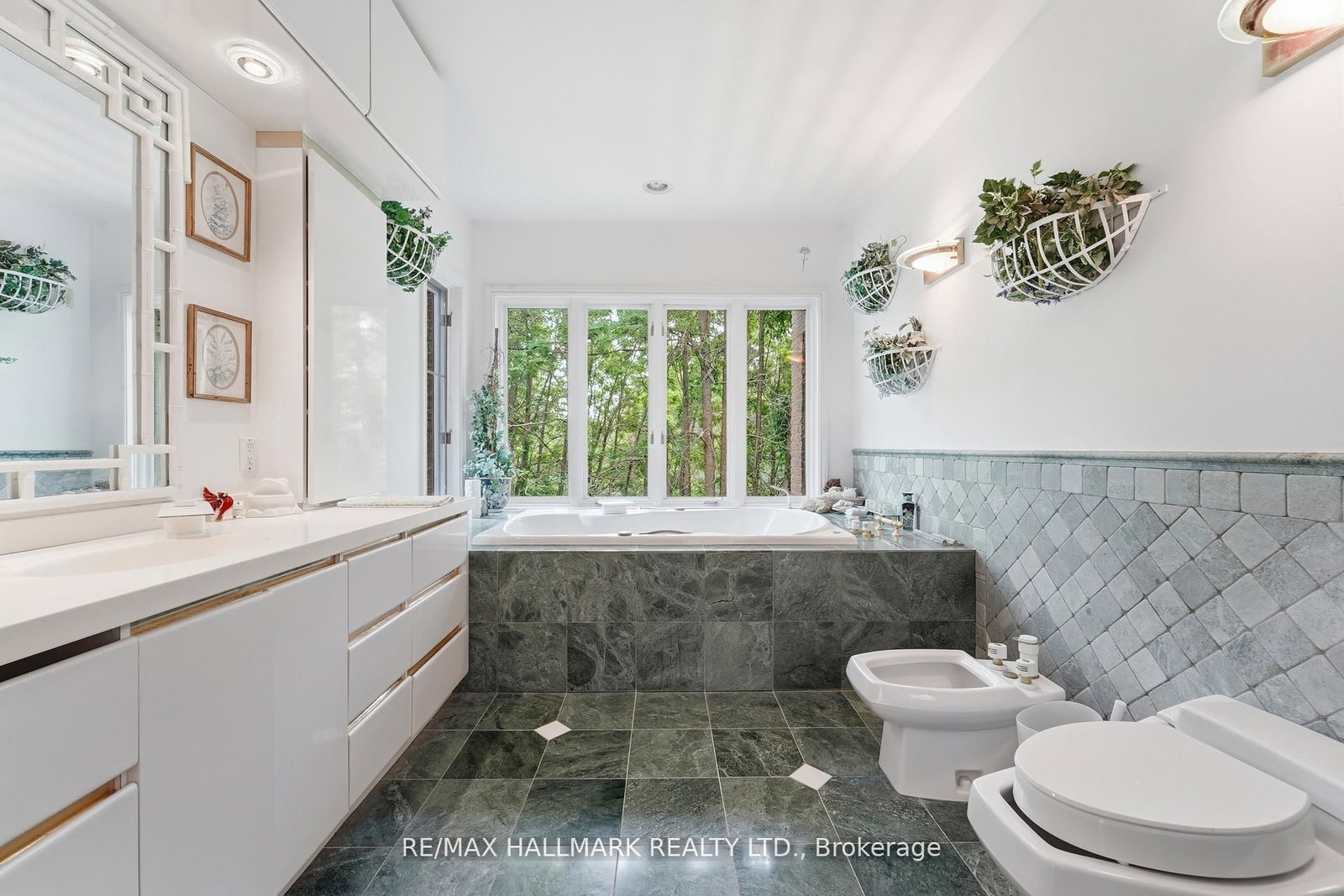 18381 McCowan Road • East Gwillimbury, ON photo 19
