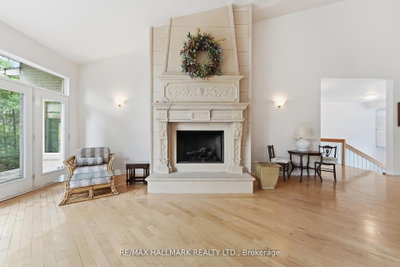 18381 McCowan Road • East Gwillimbury, ON photo 9