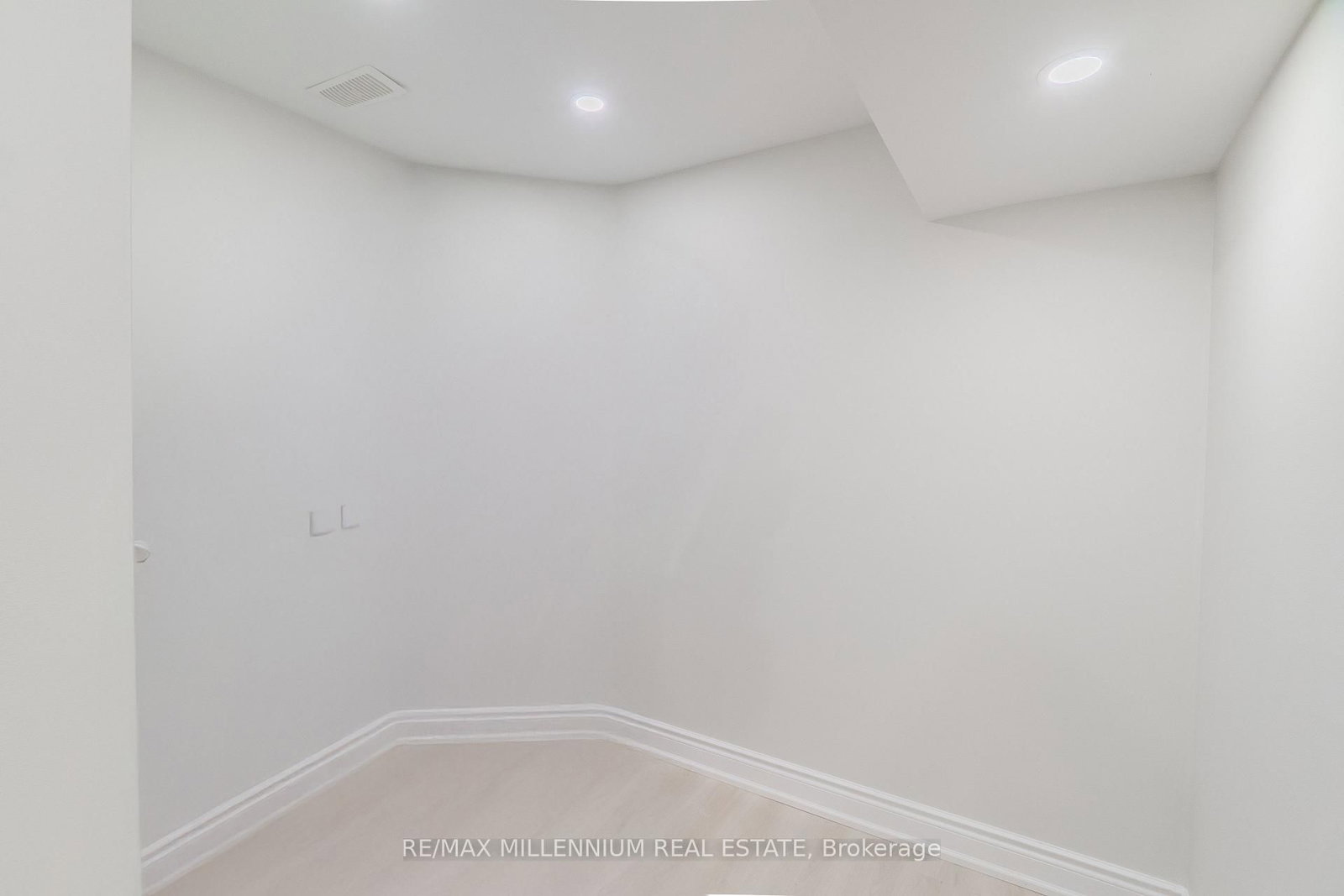 40 Frederick Pearson Street • East Gwillimbury, ON photo 33
