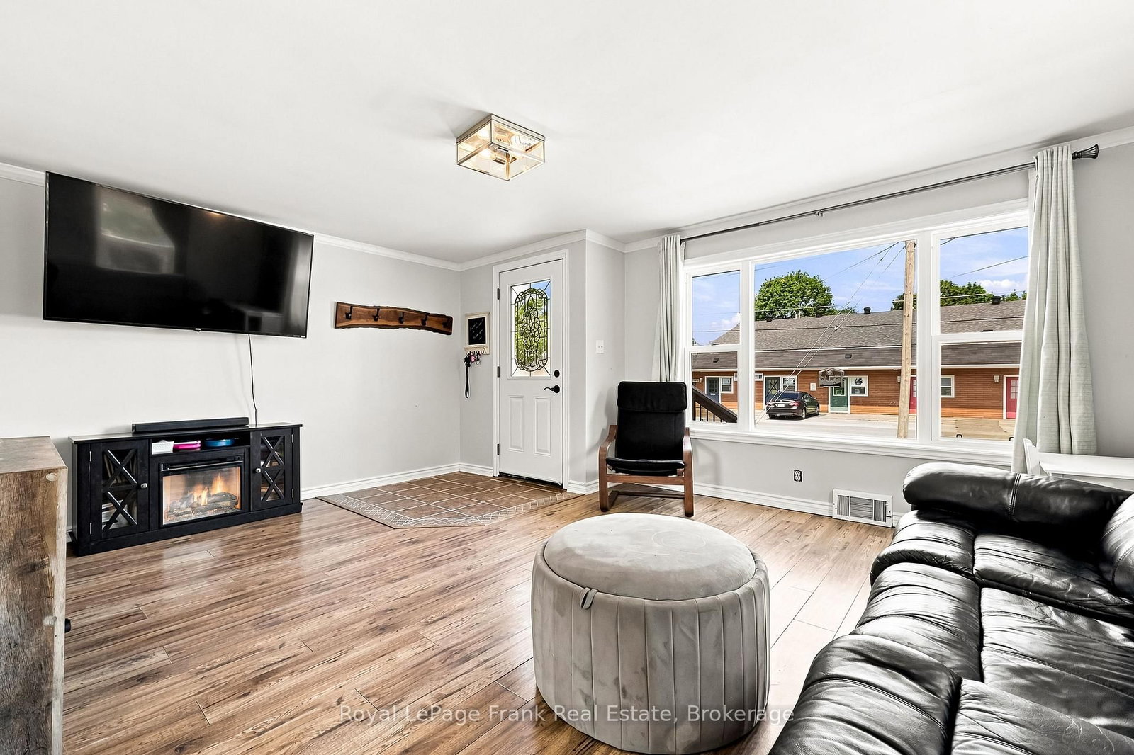 317 Bay Street • Brock, ON photo 11