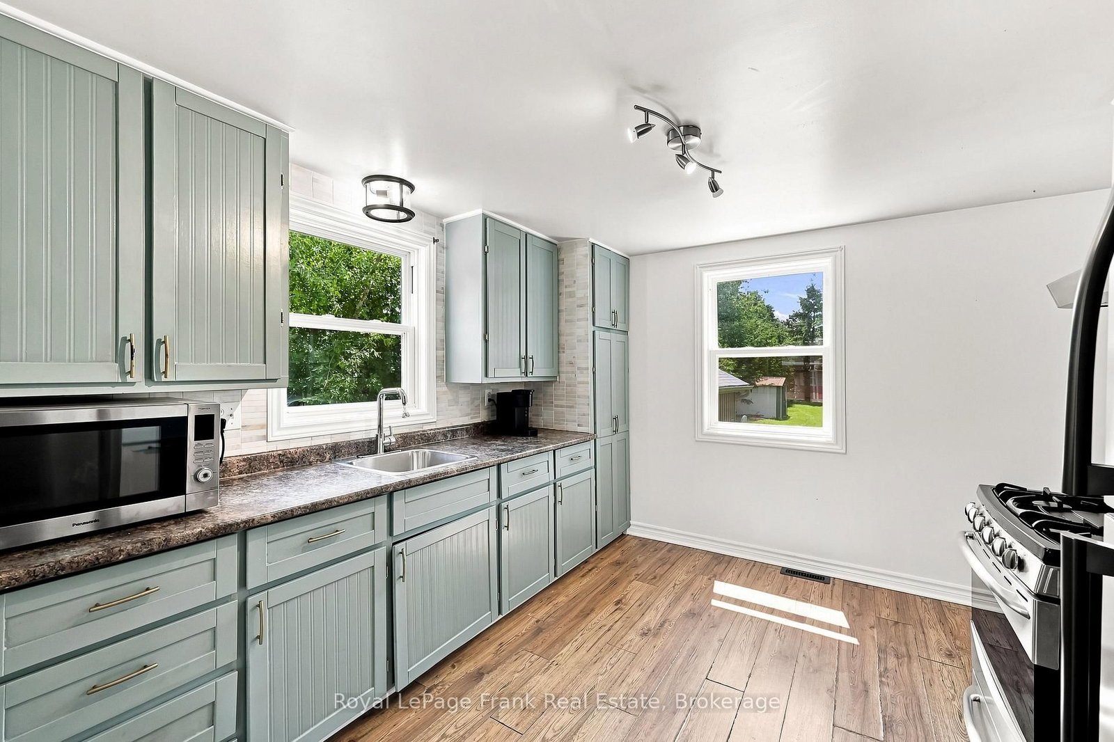 317 Bay Street • Brock, ON photo 14