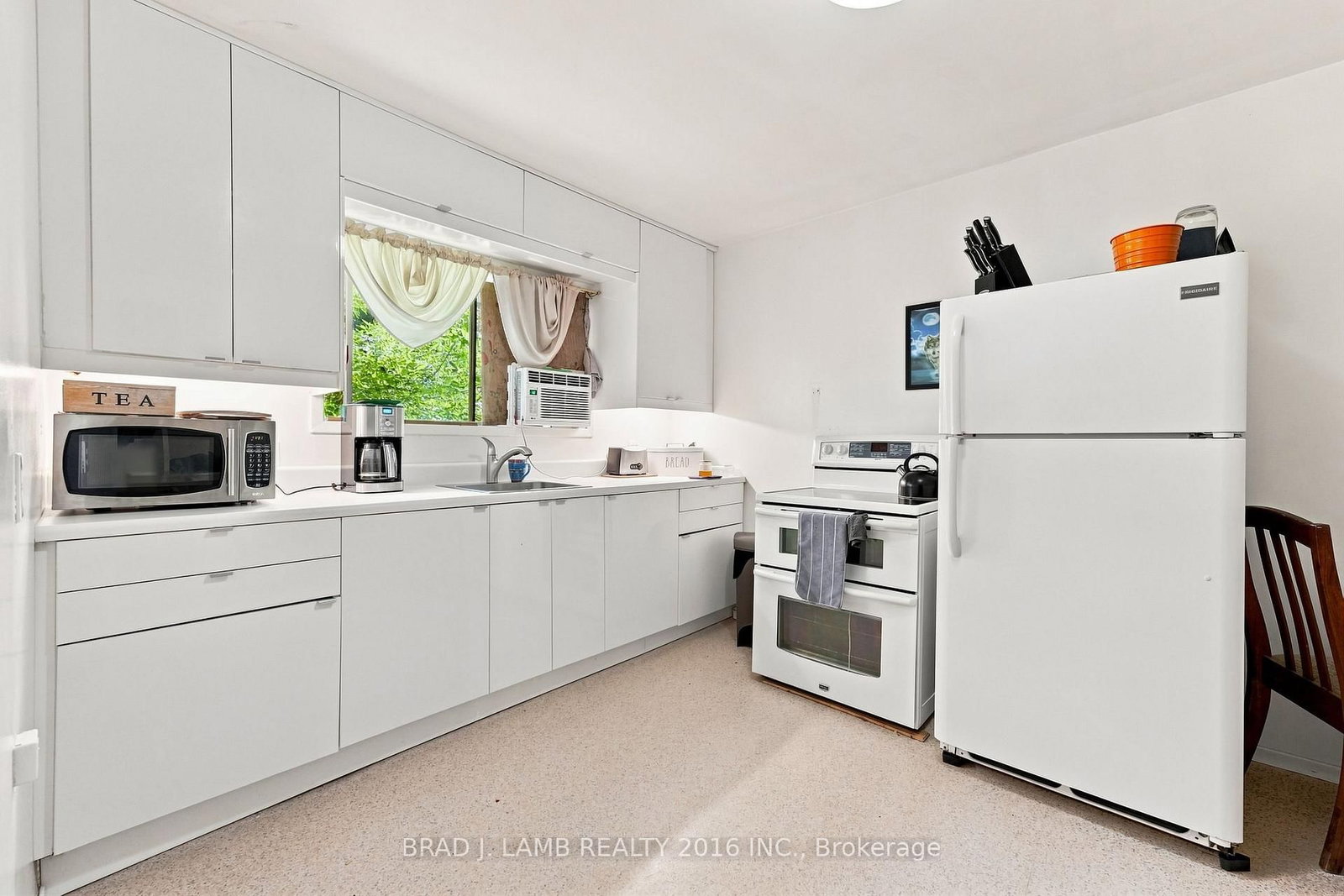 21153 Dalton Road • Georgina, ON photo 11