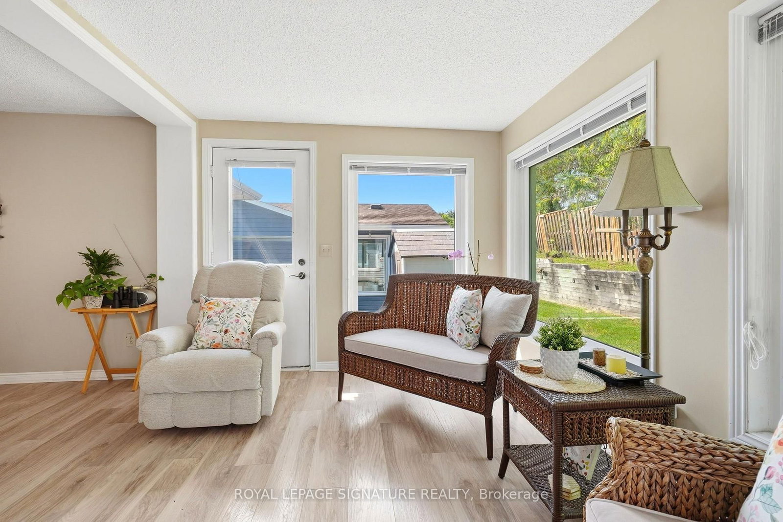 292 Jeff Smith Court • Newmarket, ON photo 9