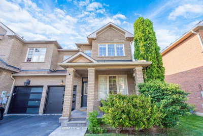 66 Longwood Avenue • Richmond Hill, ON photo 5