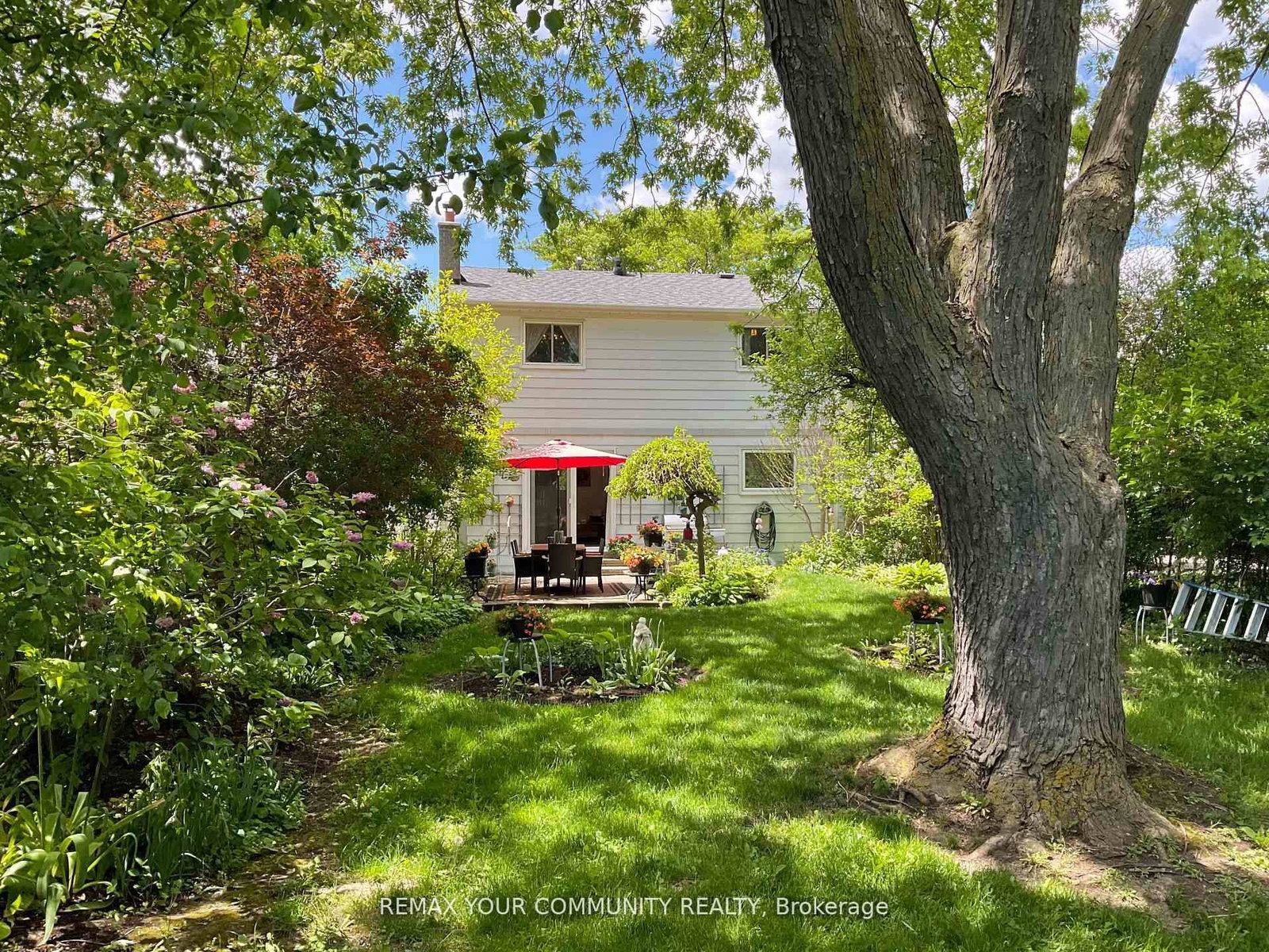 111 Springhead Gardens • Richmond Hill, ON photo 28