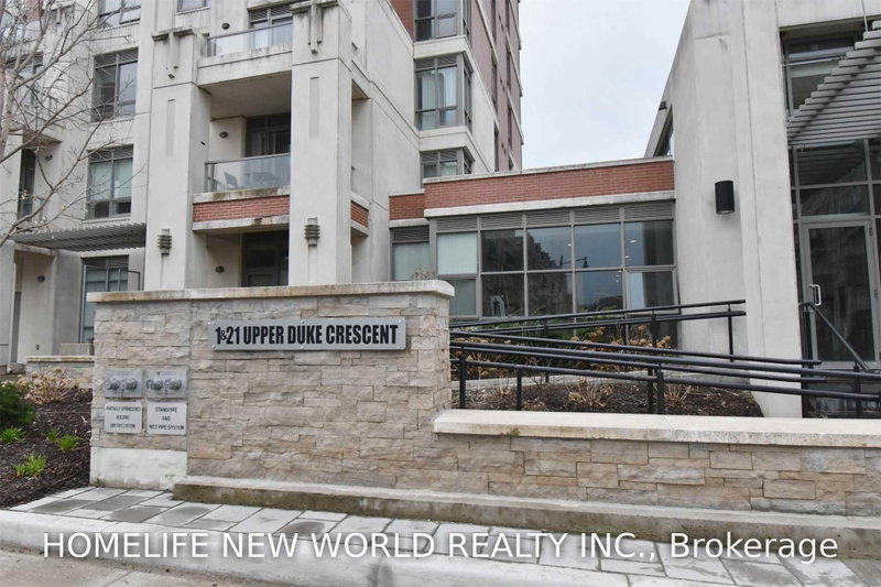 111 - 1 Upper Duke Crescent