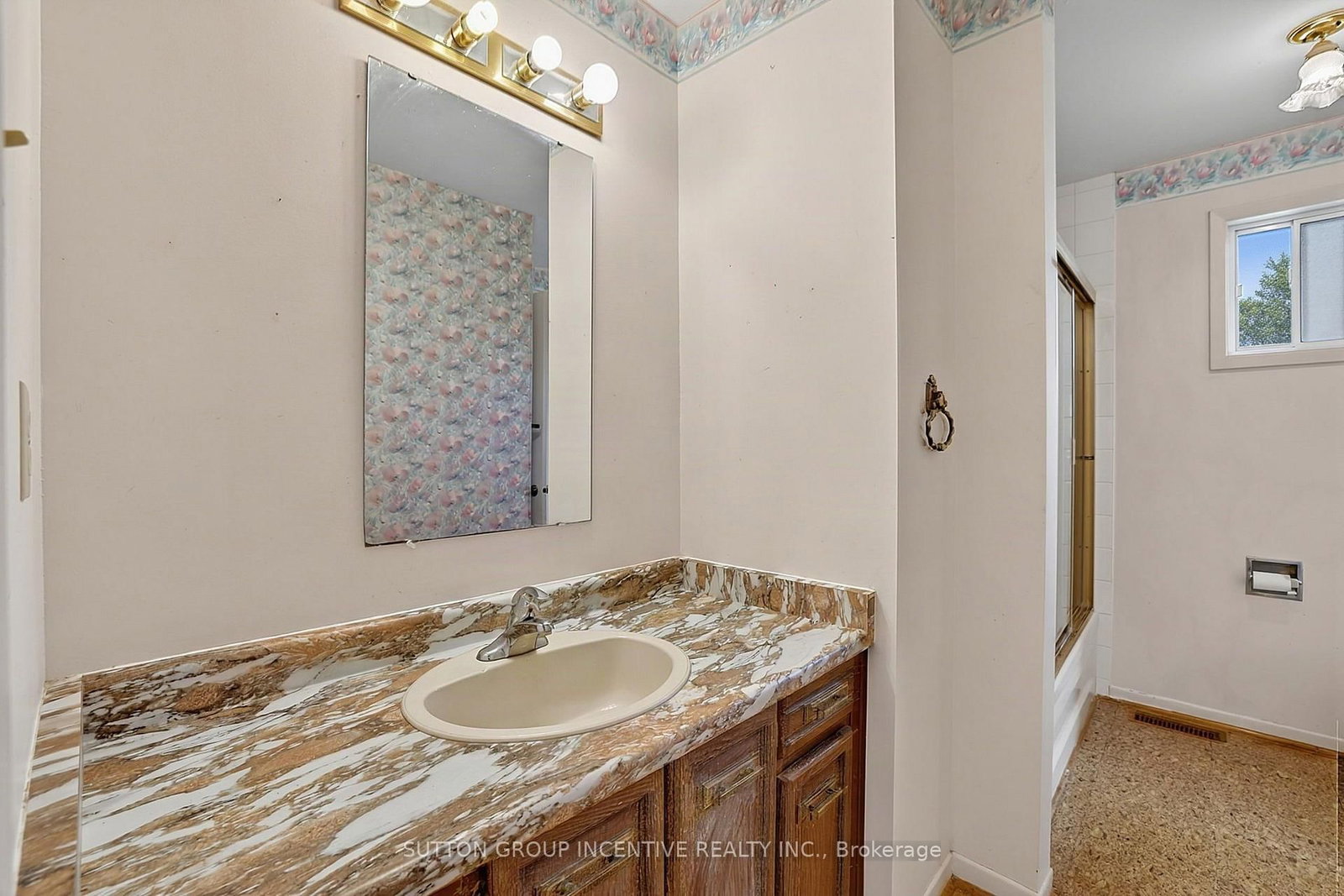 37 Moore Park Drive • King, ON photo 17