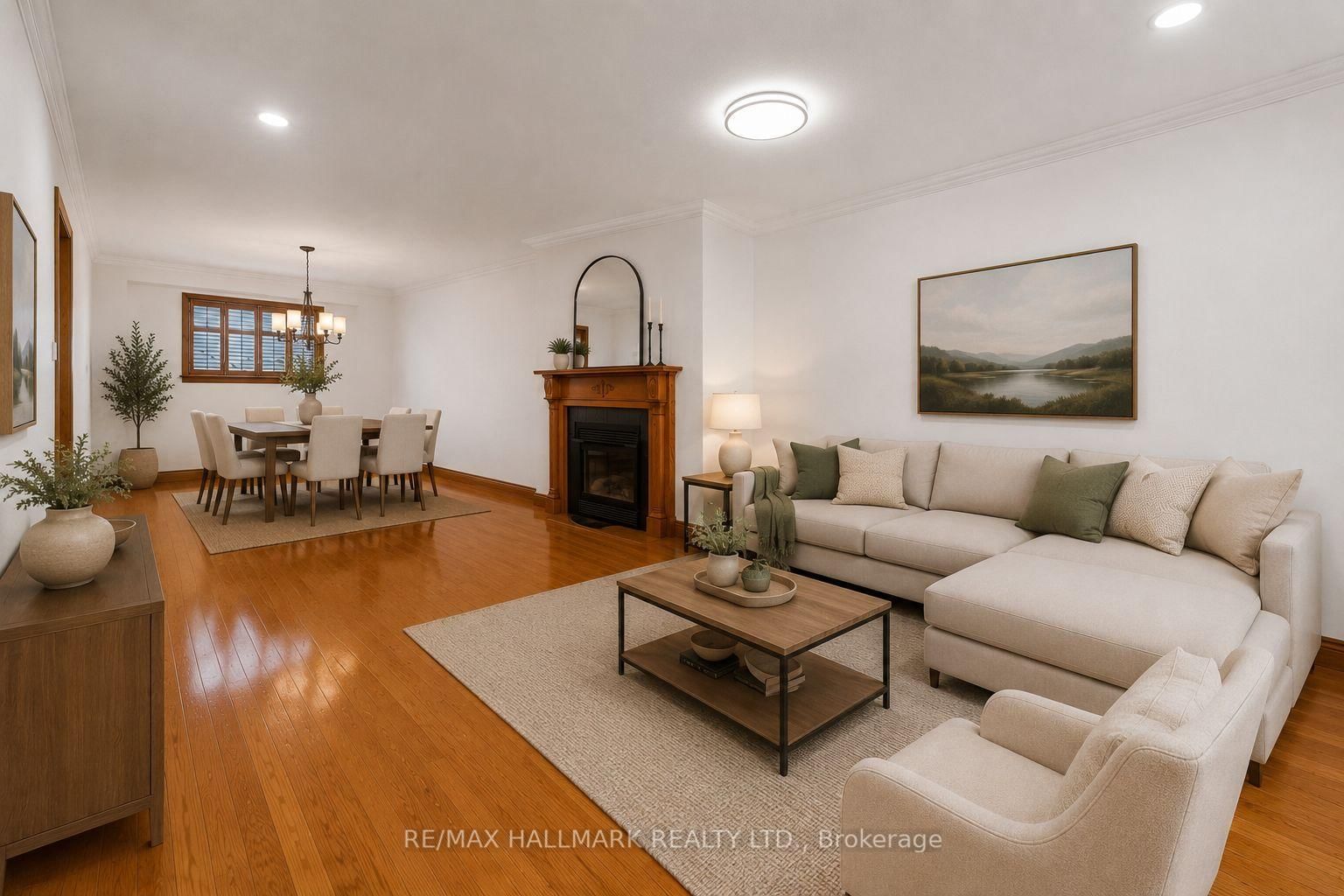145 Old Surrey Lane • Richmond Hill, ON photo 9