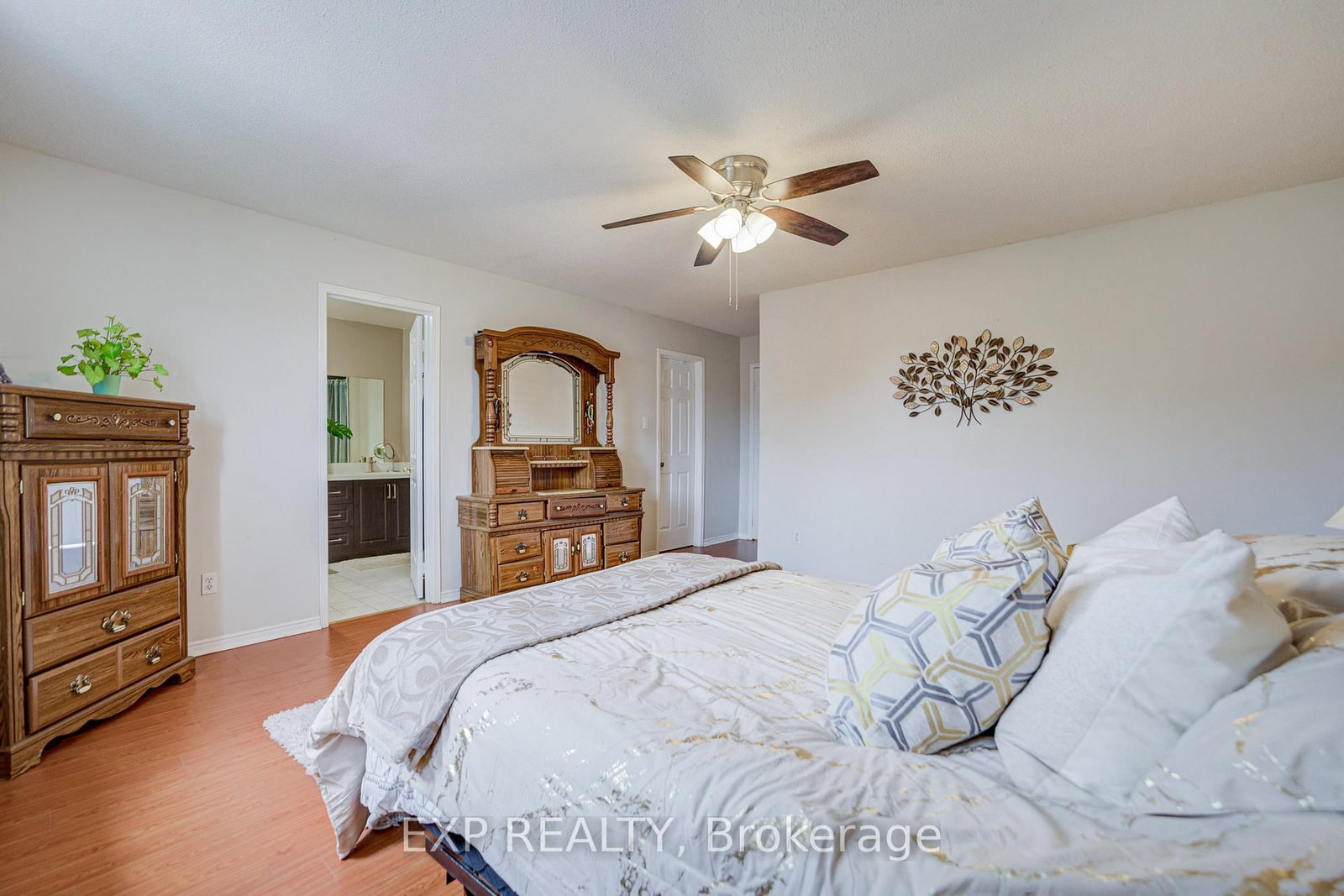 211 Sophia Road • Markham, ON photo 20