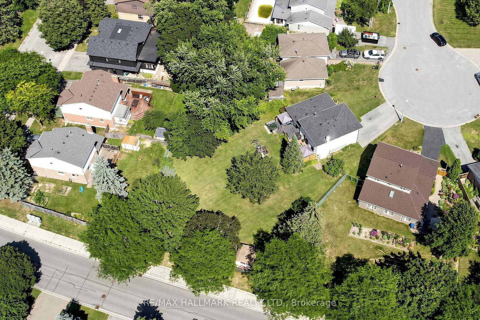 20 Oak Court • #Part 1 • Aurora, ON photo 37