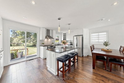 20 Oak Court • #Part 1 • Aurora, ON photo 9