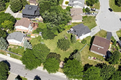 20 Oak Court • #Part 2 • Aurora, ON photo 6