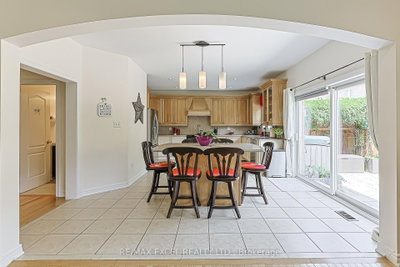 173 Selwyn Road • Richmond Hill, ON photo 9
