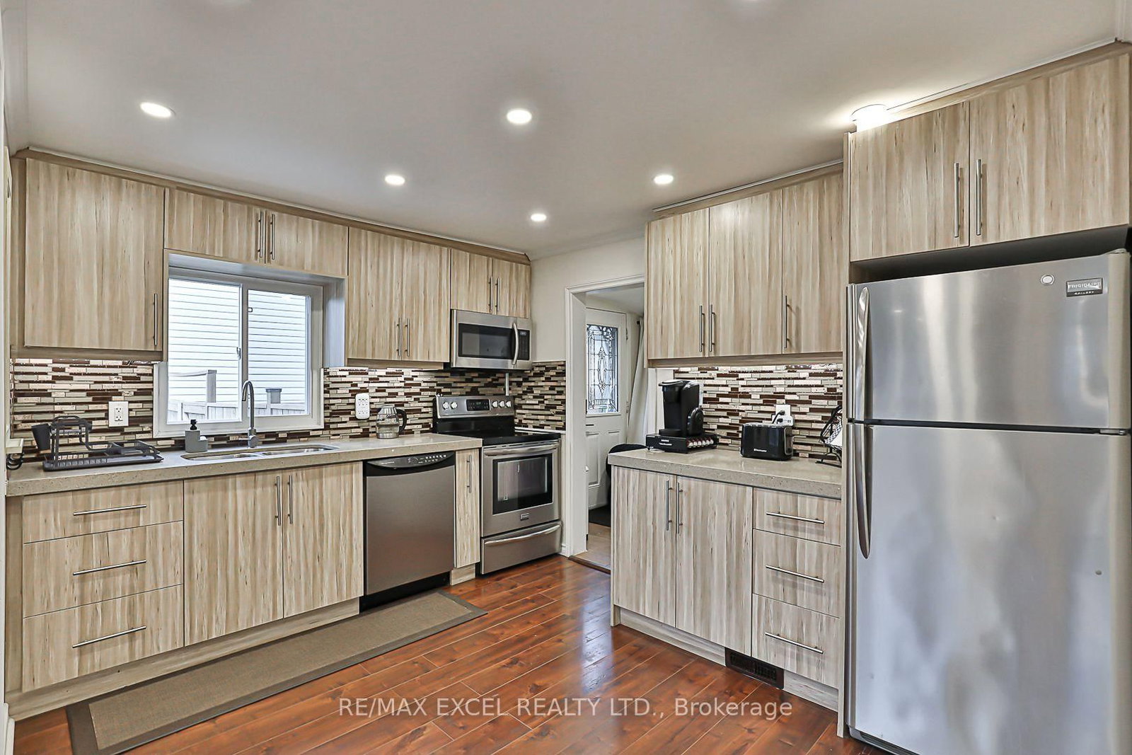 255 Parkway Avenue • Georgina, ON photo 8