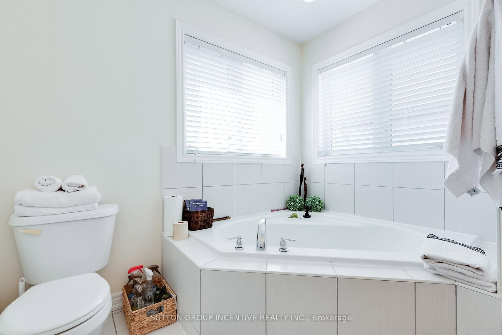 174 Maplewood Drive • Essa, ON photo 13