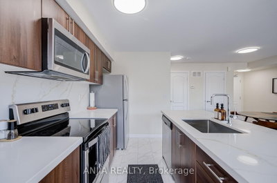 10 Westmeath Lane • #2210 • Markham, ON photo 8