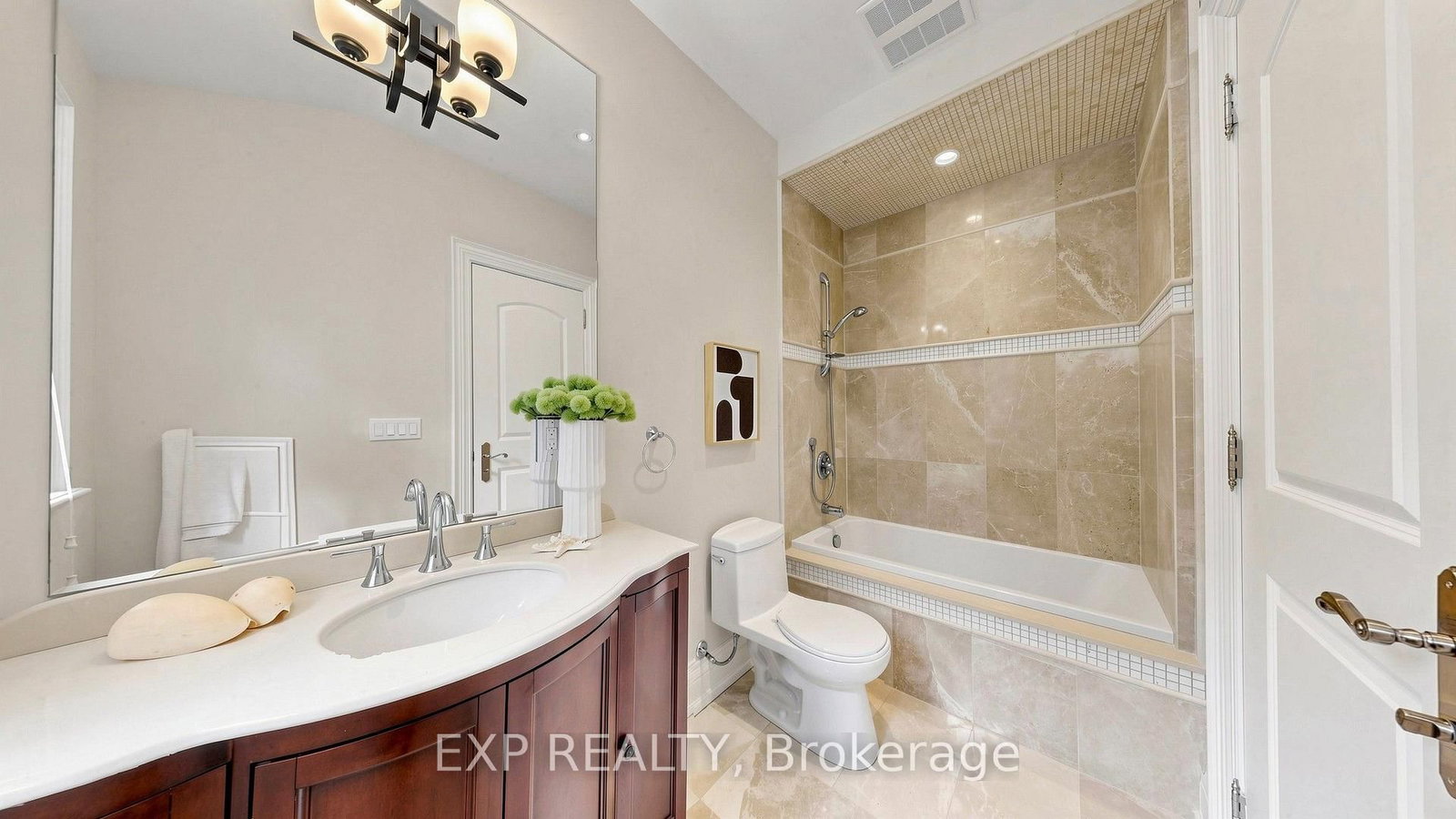 18 Mccowan Lane • Whitchurch-Stouffville, ON photo 36