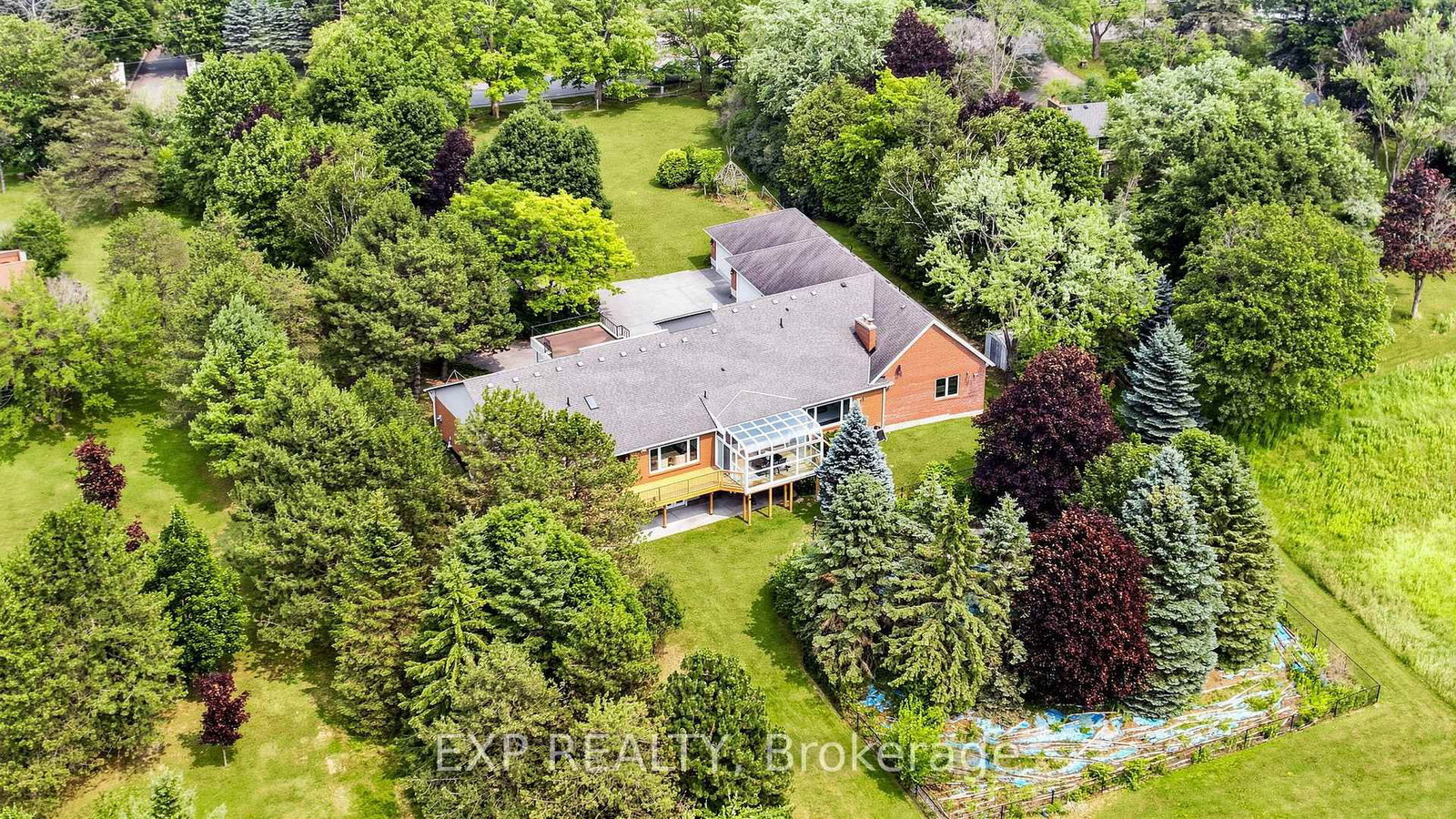 18 Mccowan Lane • Whitchurch-Stouffville, ON photo 50